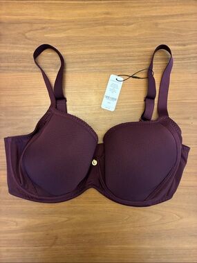 36H Understance Air Contour Flexwire Demi Bra in Burgundy